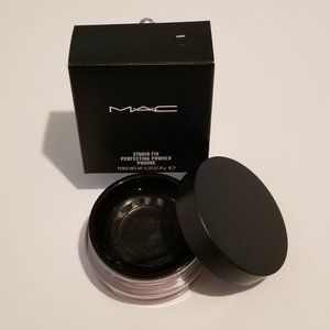 NEW MAC Studio Fix Perfecting Powder in Light